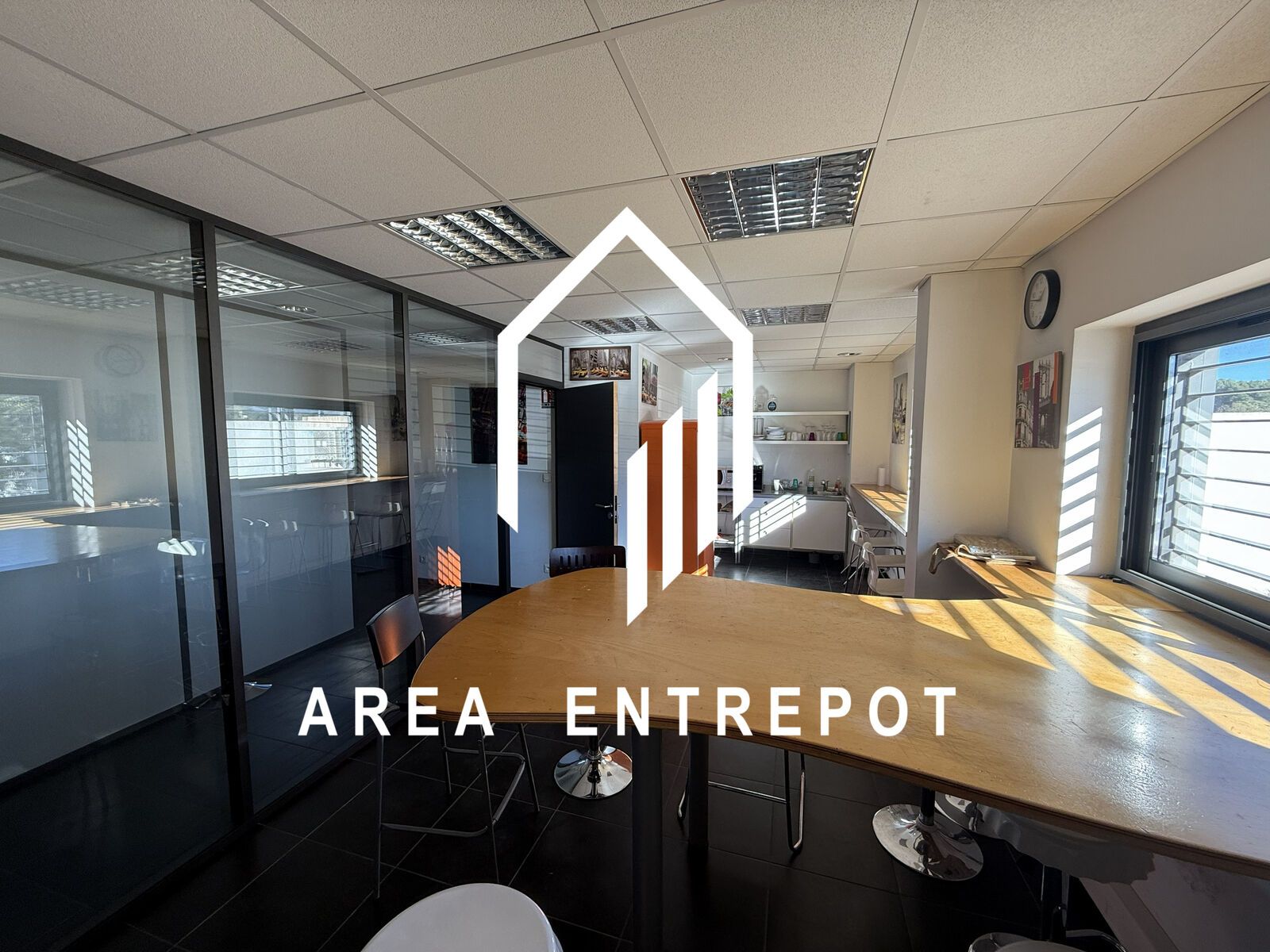 Location Local d'activité Septèmes-les-Vallons 13240