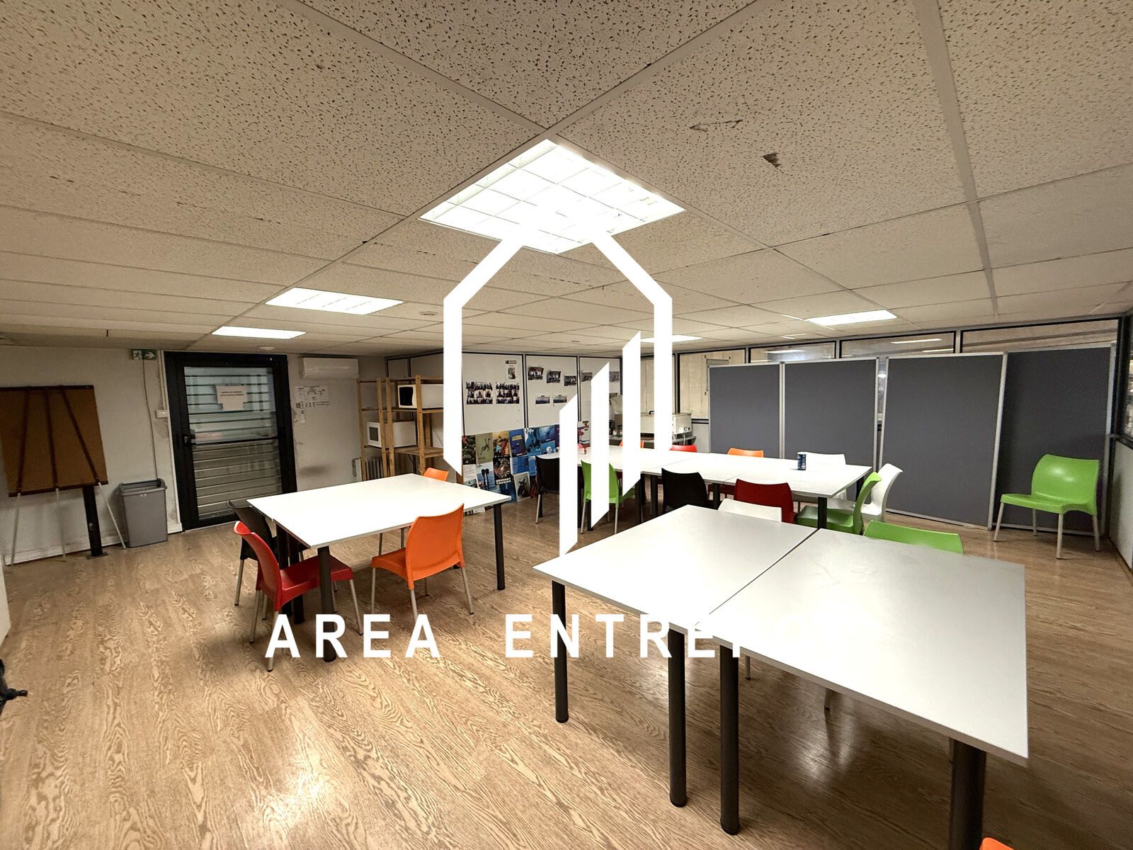 Location Local d'activité Marseille 15 13015