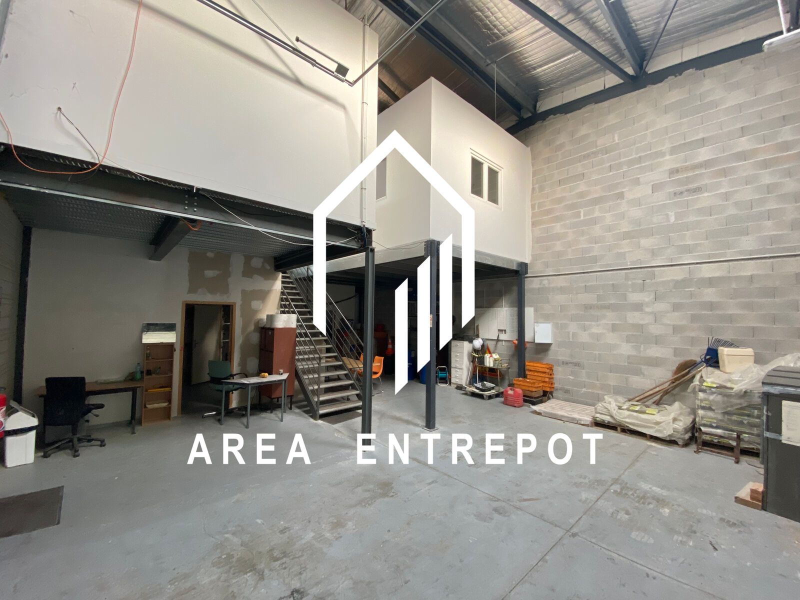 Location Local d'activité La Penne-sur-Huveaune 13821