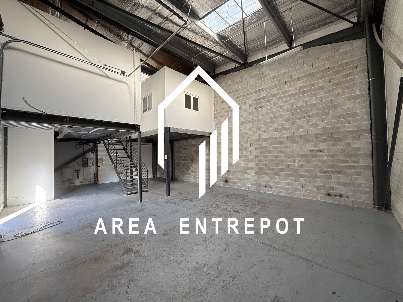 Location Local d'activité La Penne-sur-Huveaune 13821