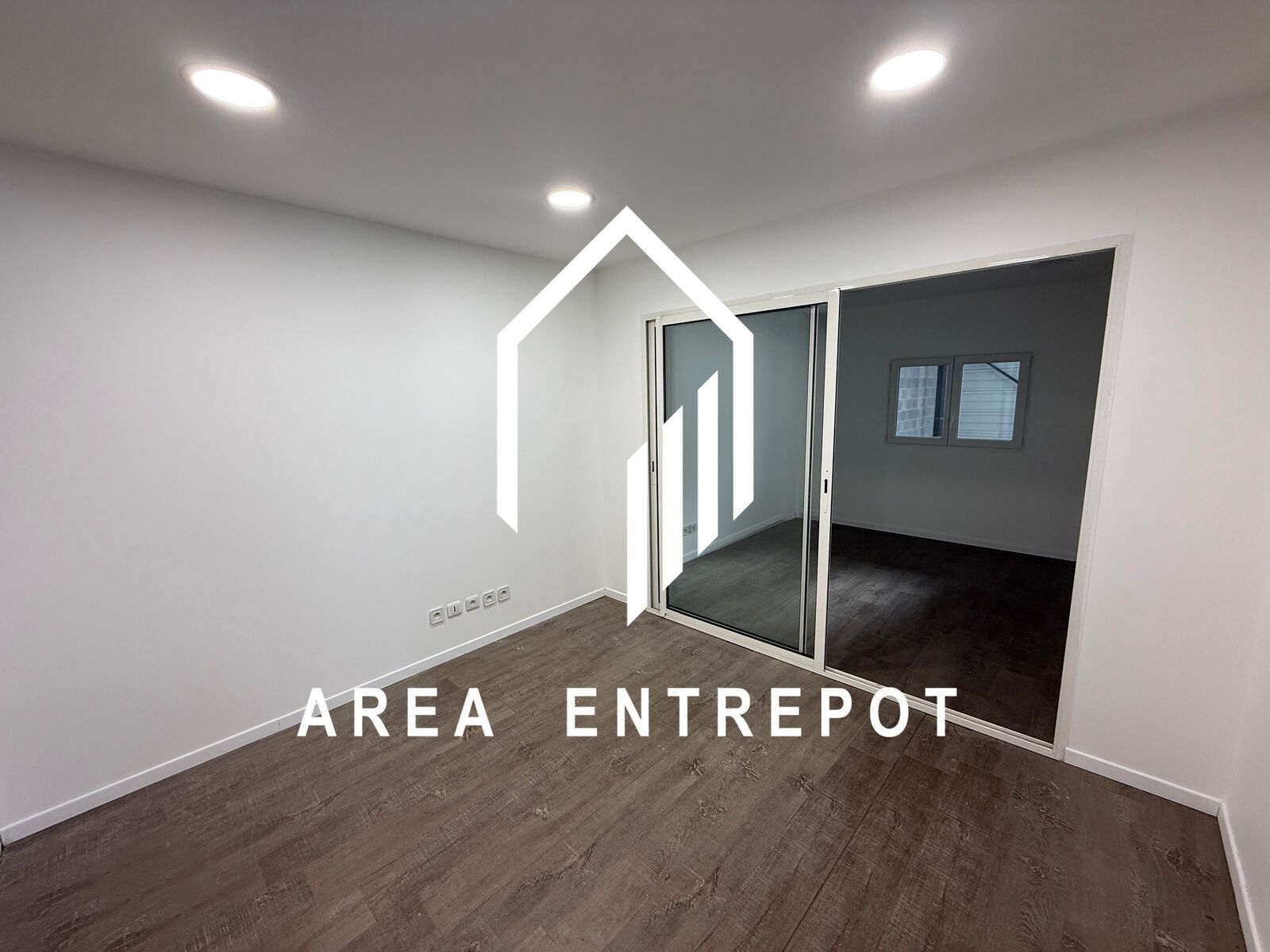 Location Local d'activité La Penne-sur-Huveaune 13821