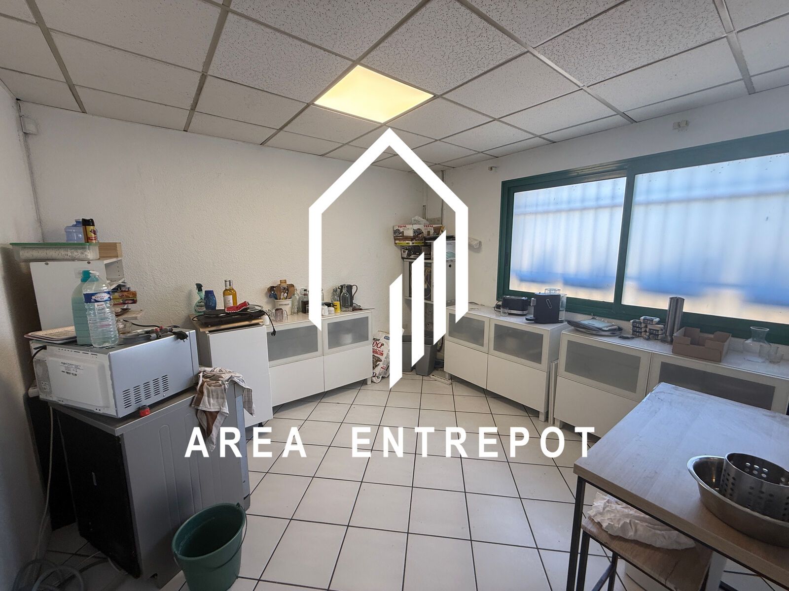 Location Local d'activité Aubagne 13400