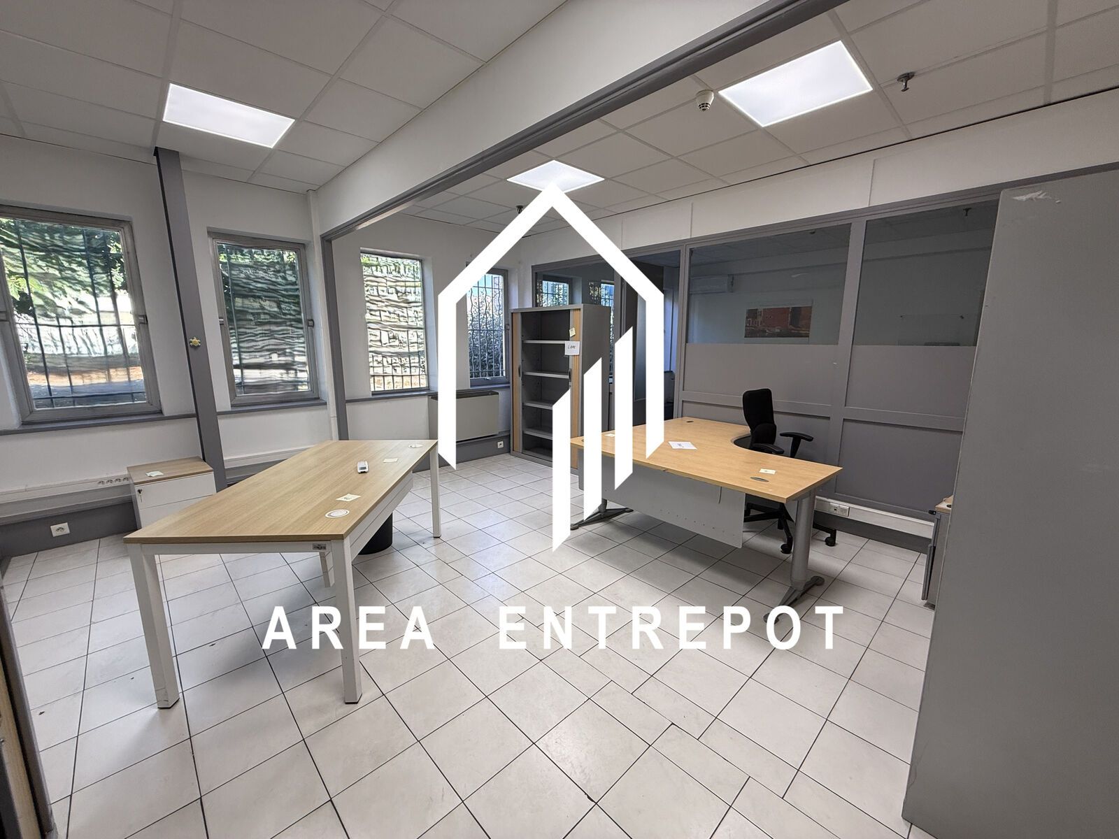 Location Local d'activité Marseille 15 13015