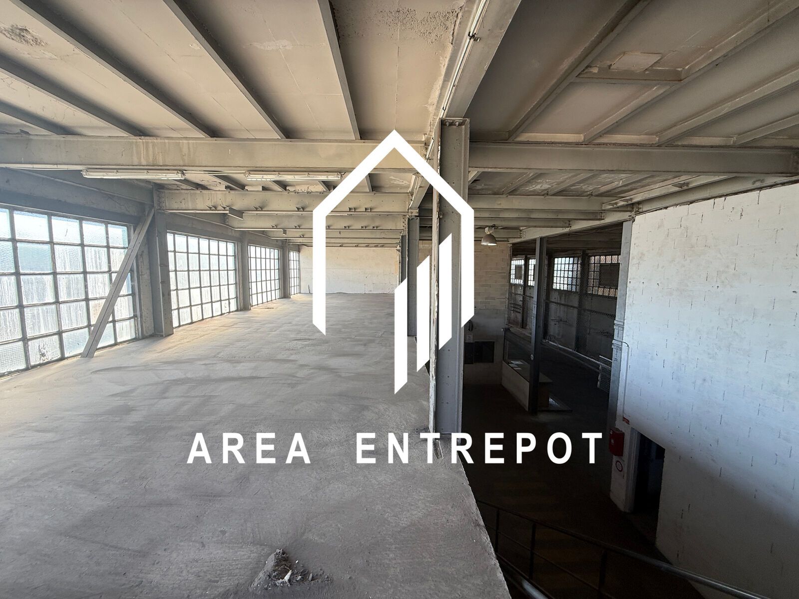 Location Local d'activité Marseille 15 13015