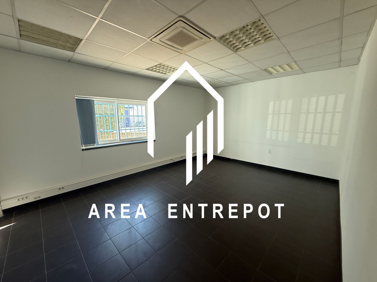 Location Local d'activité Marseille 15 13015