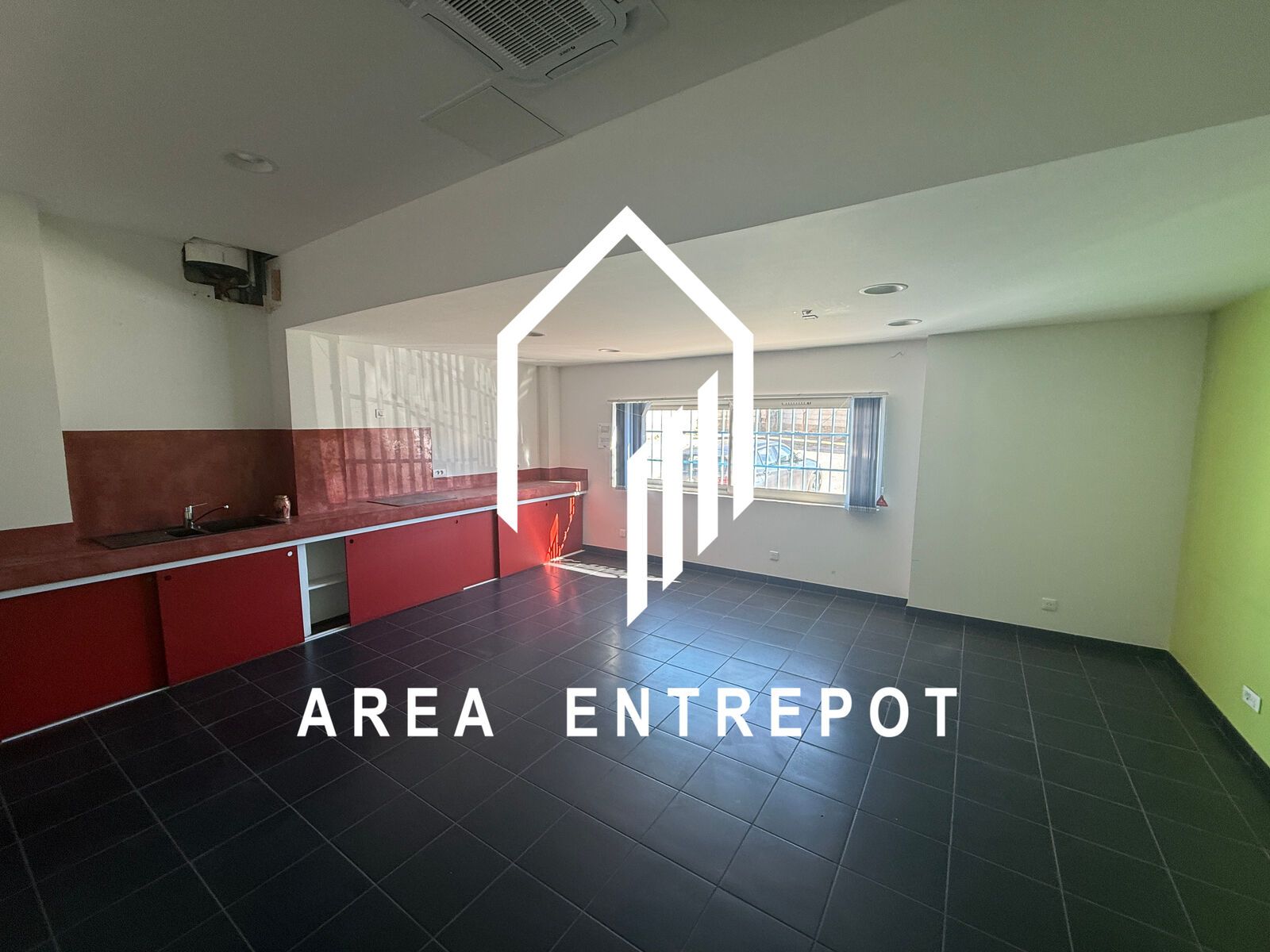 Location Local d'activité Marseille 15 13015