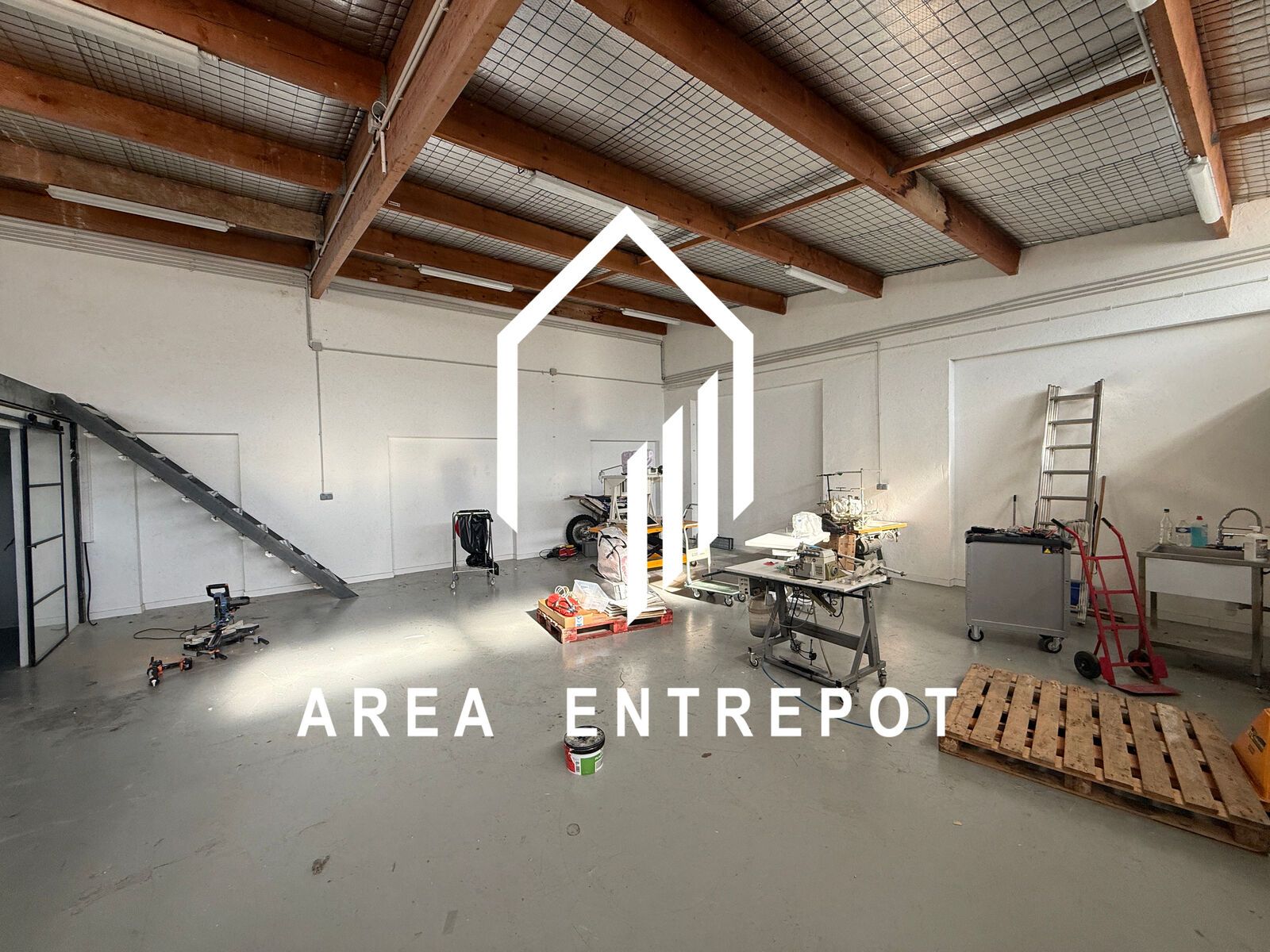 Location Local d'activité Aubagne 13400
