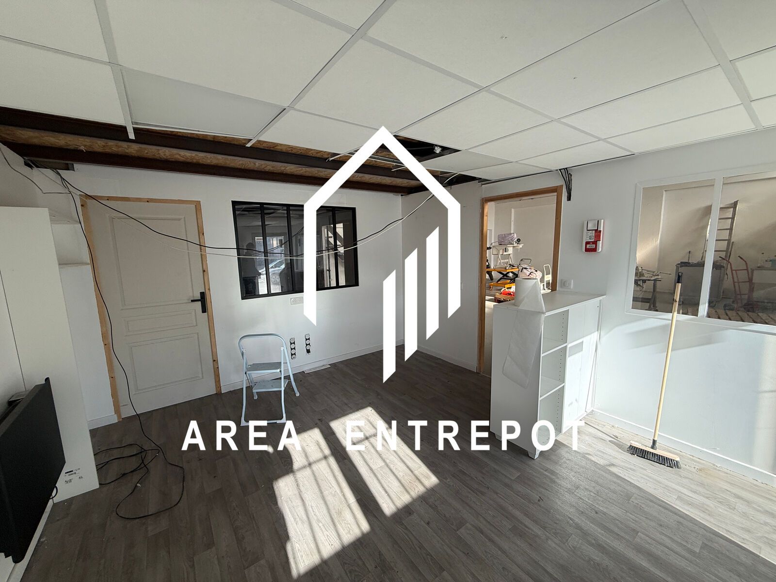 Location Local d'activité Aubagne 13400