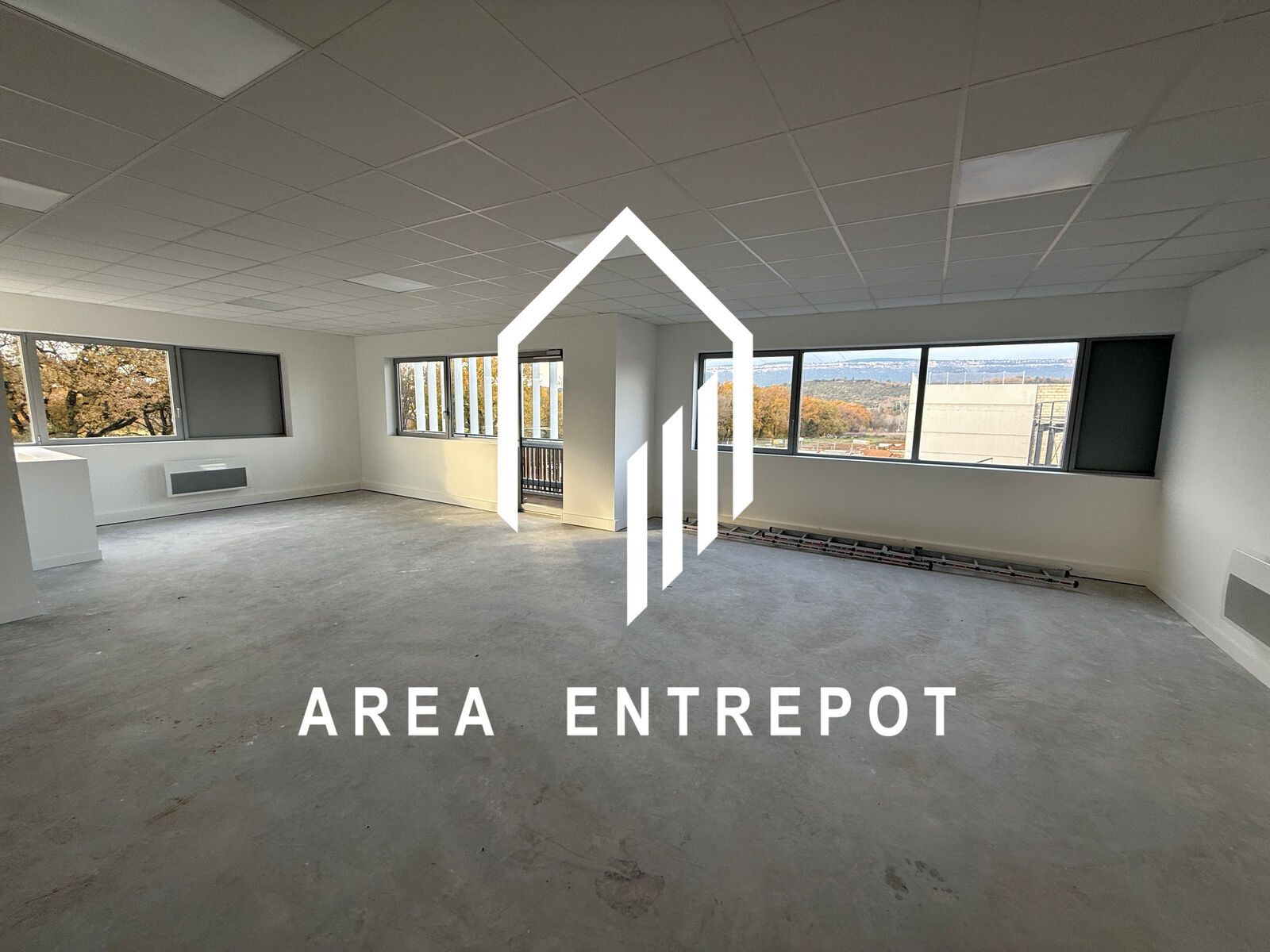 Vente Local d'activité Rousset 13790