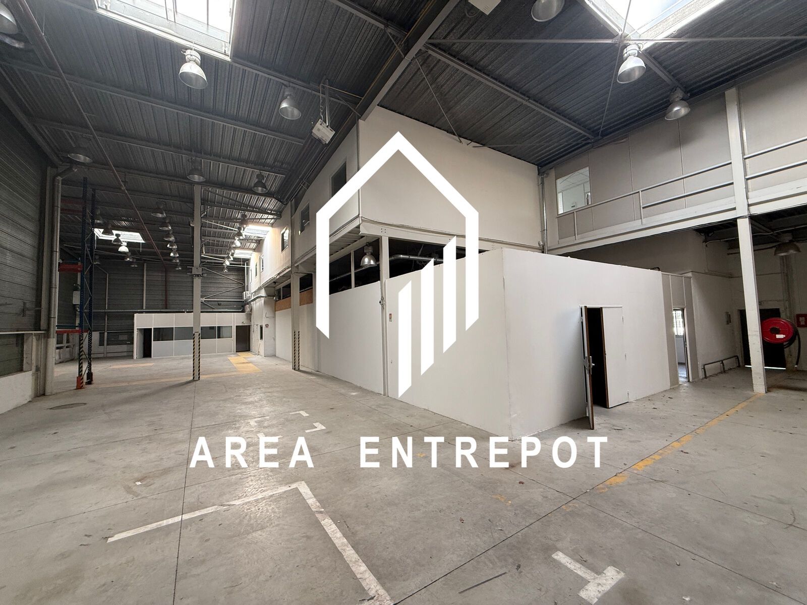 local d'activité en location sur AIX EN PROVENCE (13100)