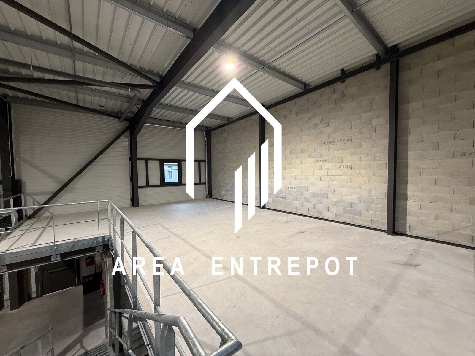 Vente Local d'activité Signes 83870