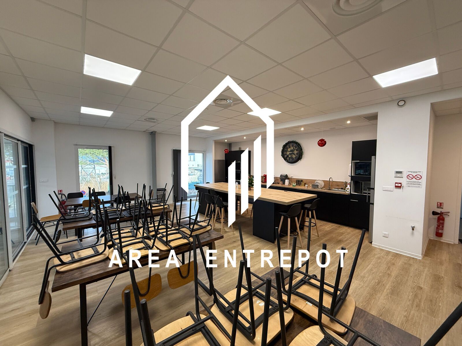 Location Local d'activité Rousset 13790