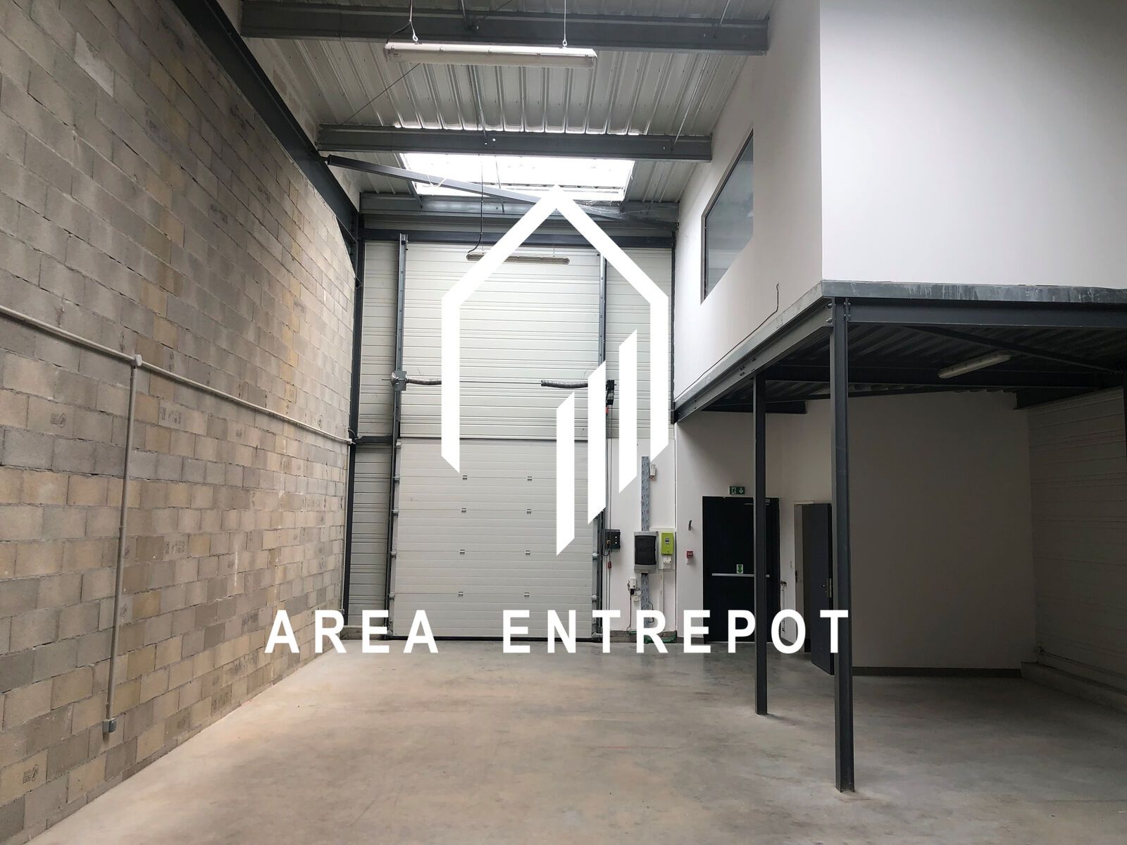 Location Local d'activité La Penne-sur-Huveaune 13821