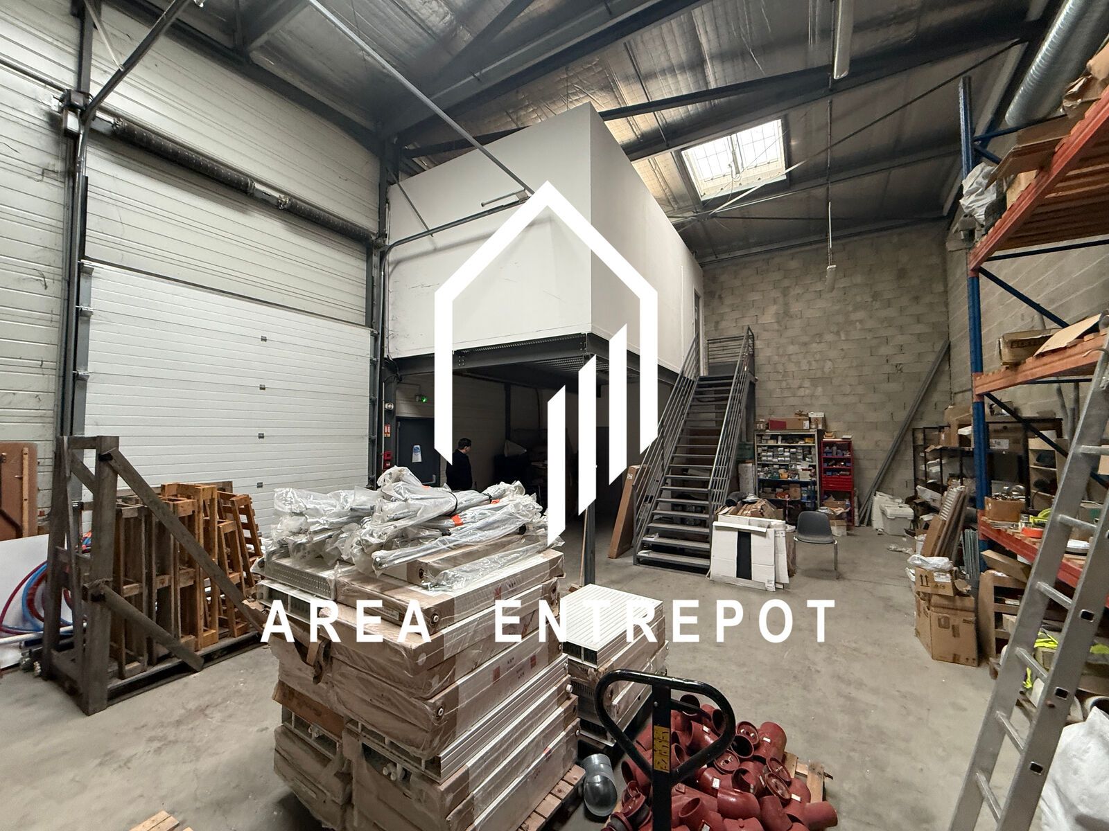 Location Local d'activité La Penne-sur-Huveaune 13821