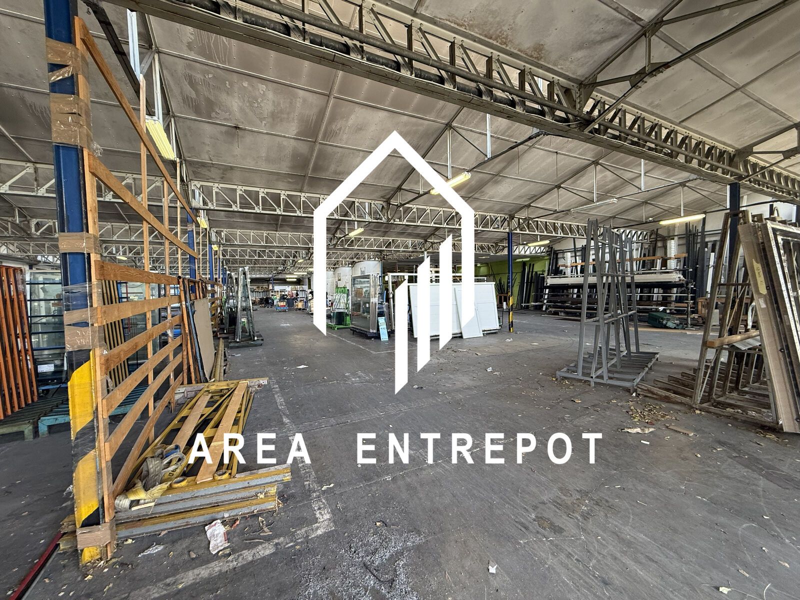 local d'activité en location sur MARSEILLE (13013)