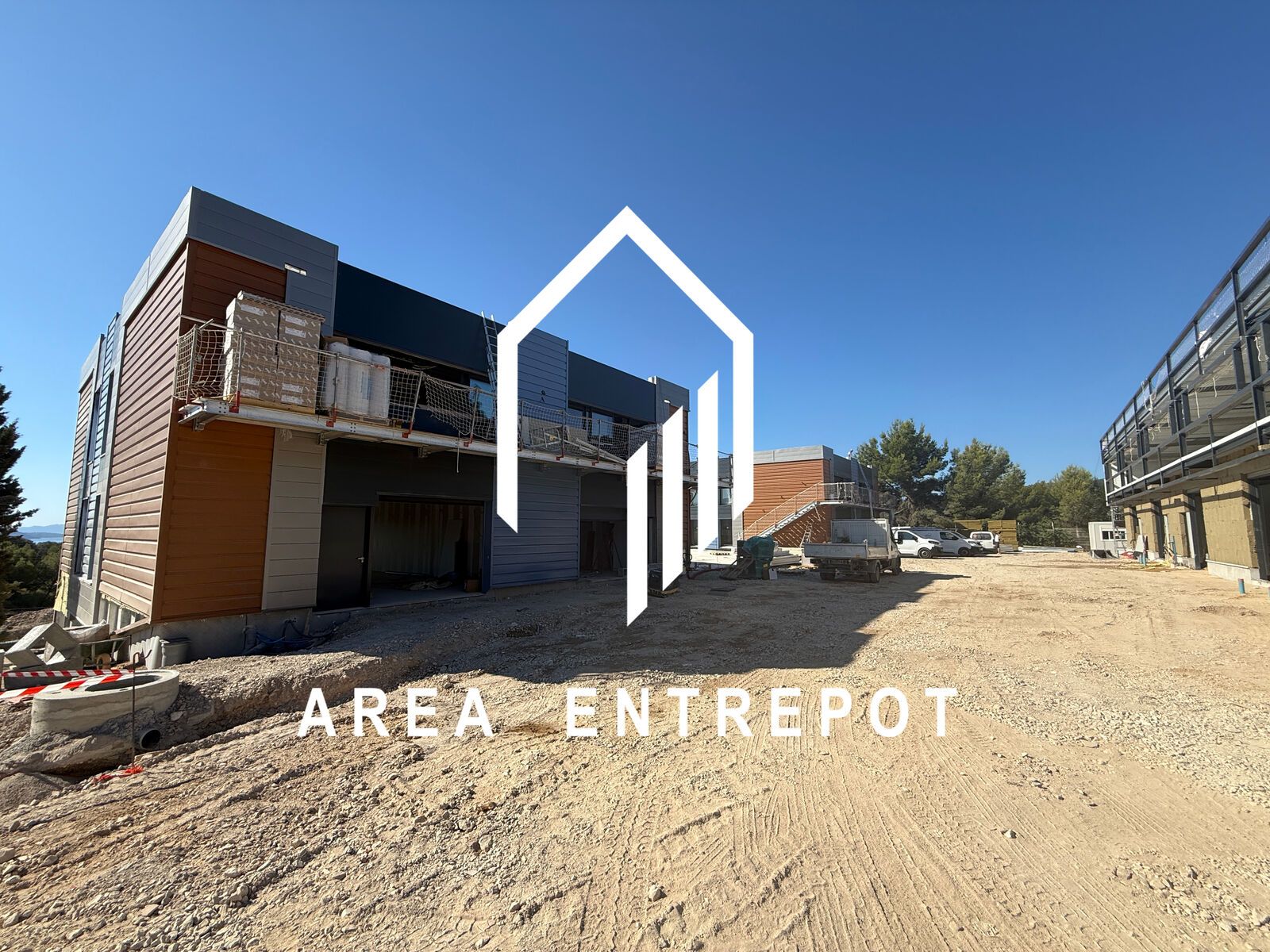 local d'activité en location sur LA CIOTAT (13600)