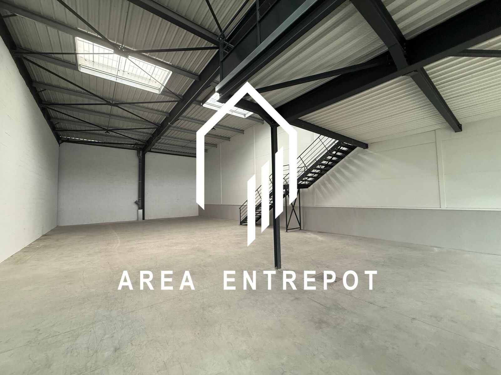 local d'activité en location sur GIGNAC LA NERTHE (13180)