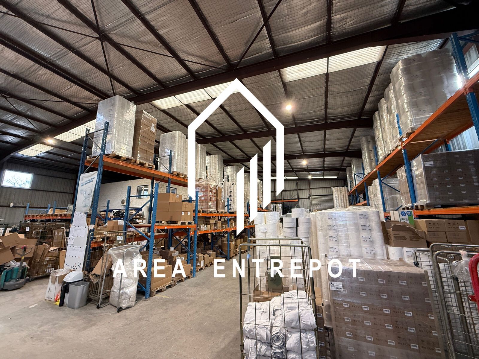 local d'activité en location sur VELAUX (13880)