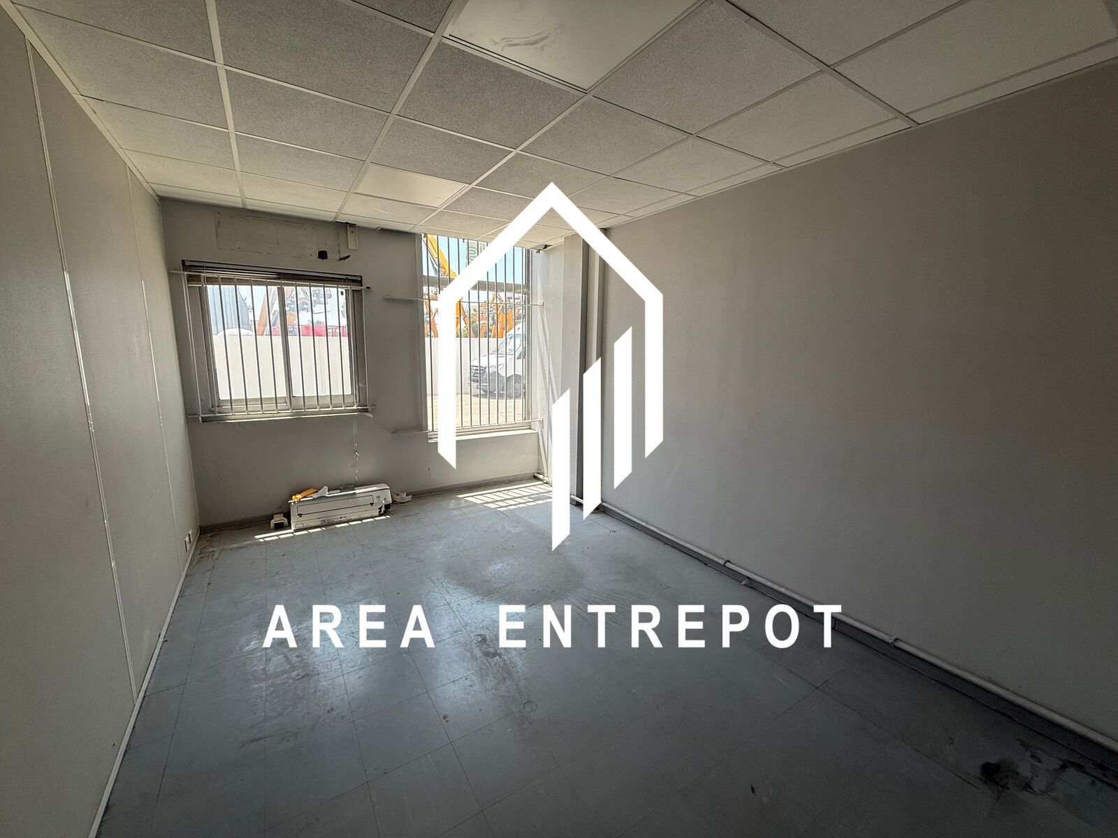 Location Local d'activité Vitrolles 13127