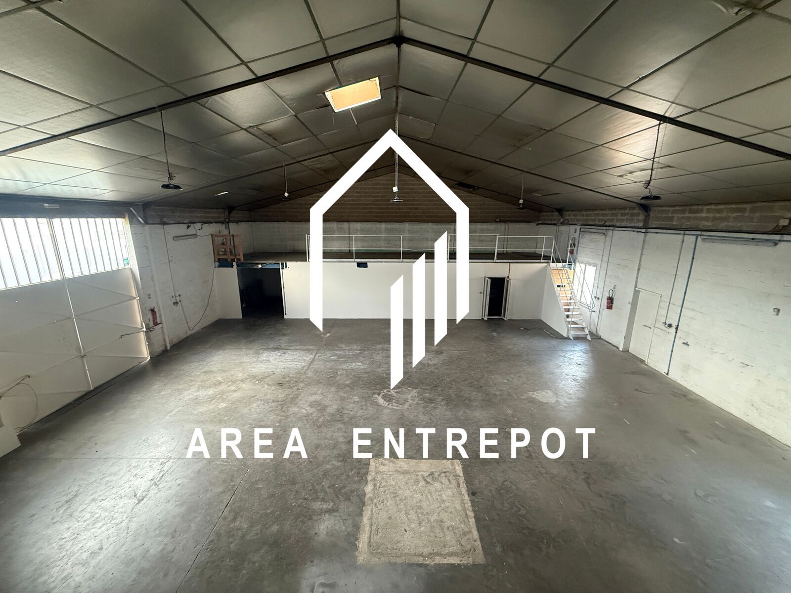 Location Local d'activité Aubagne 13400