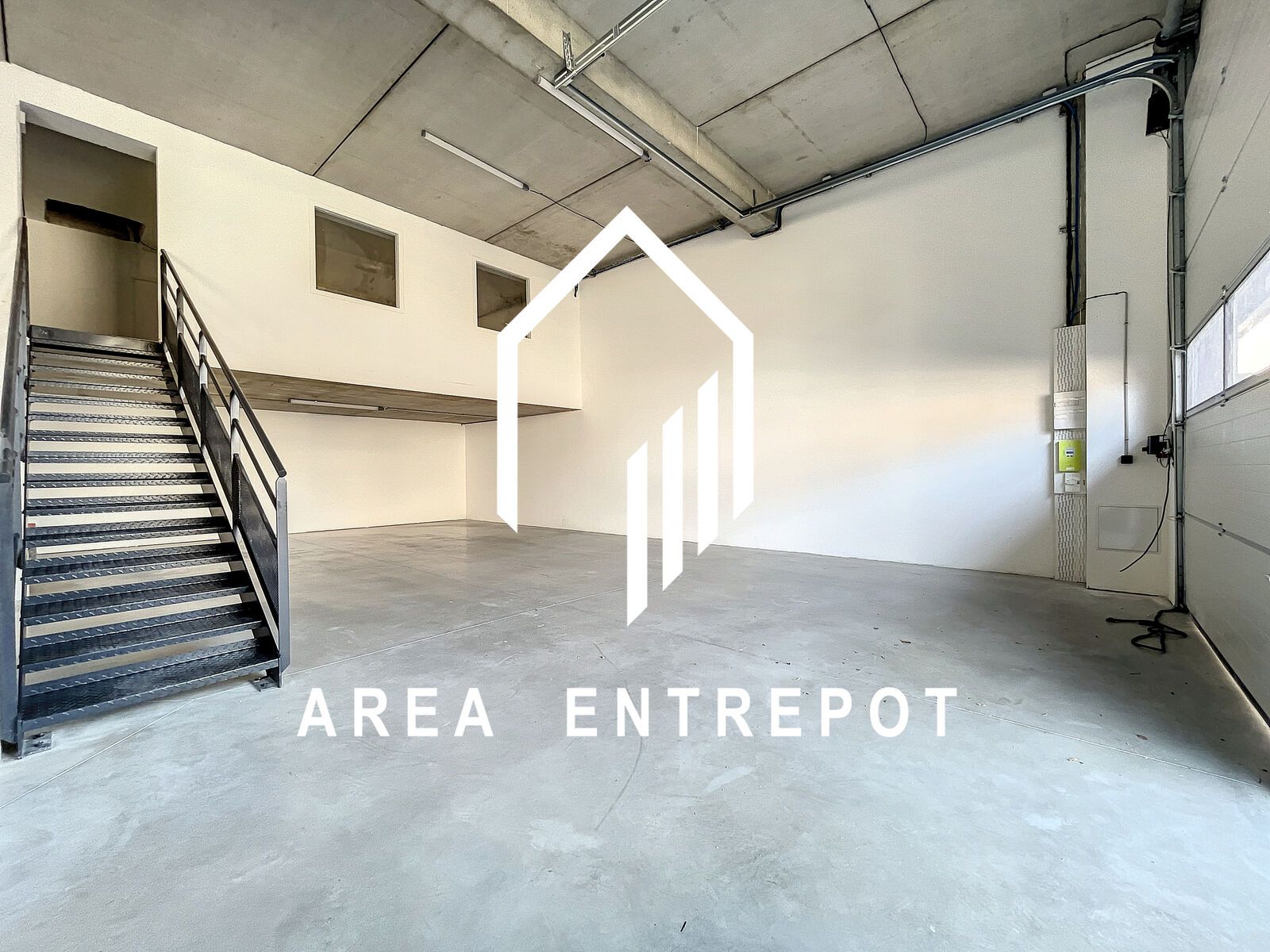 local d'activité en location sur MARSEILLE (13015)