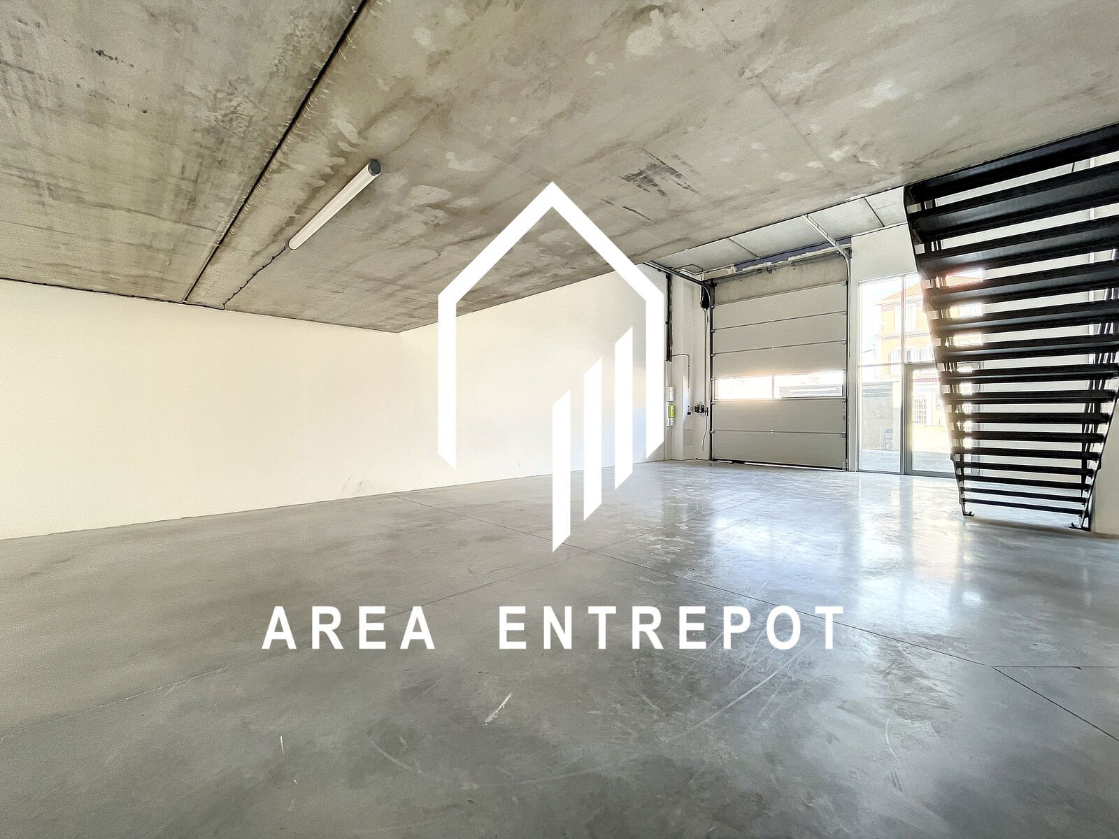 Location Local d'activité Marseille 15 13015