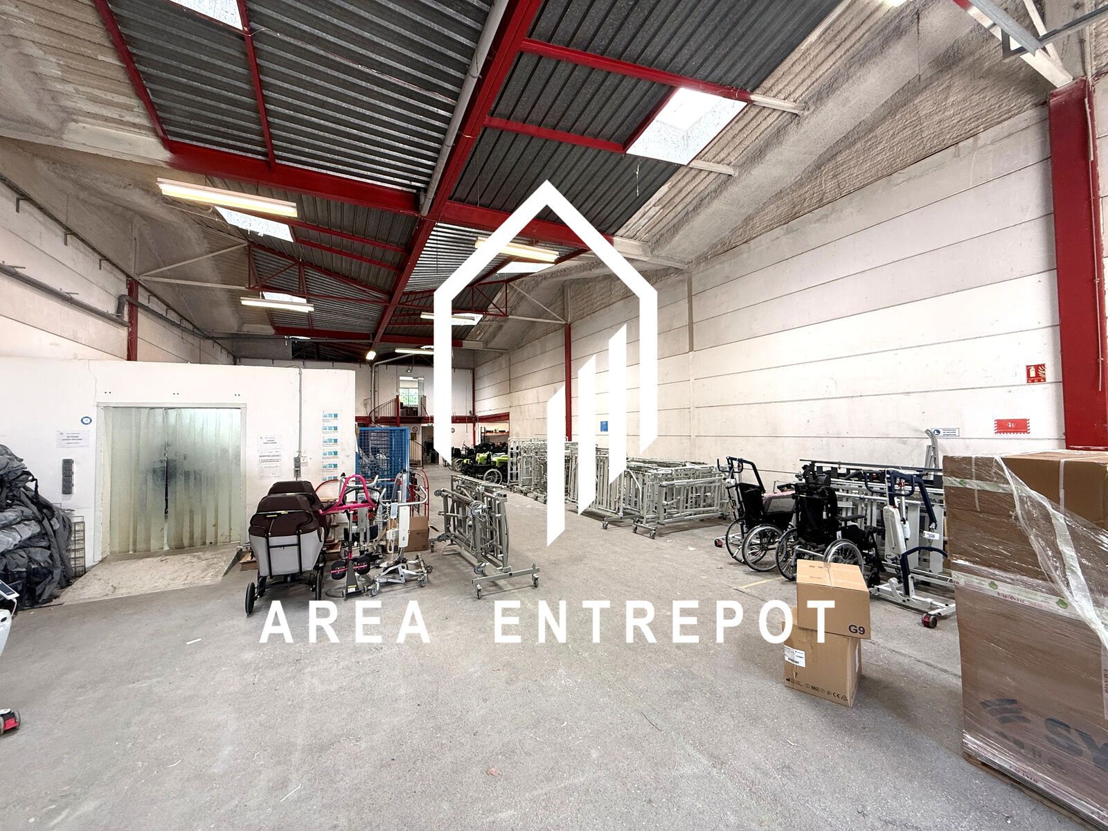 local d'activité en location sur MARSEILLE (13011)