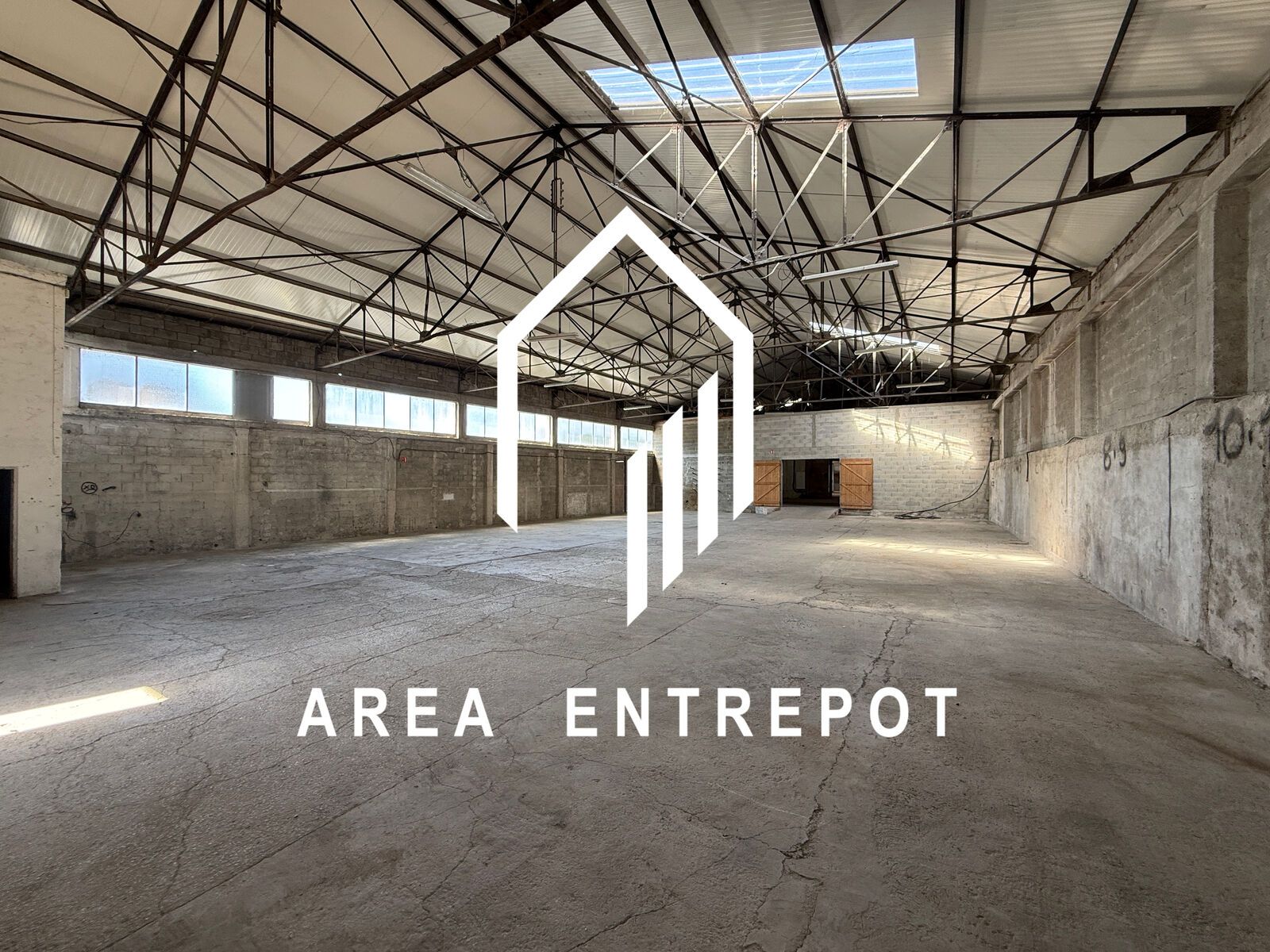 Location Entrepôt Gémenos 13420
