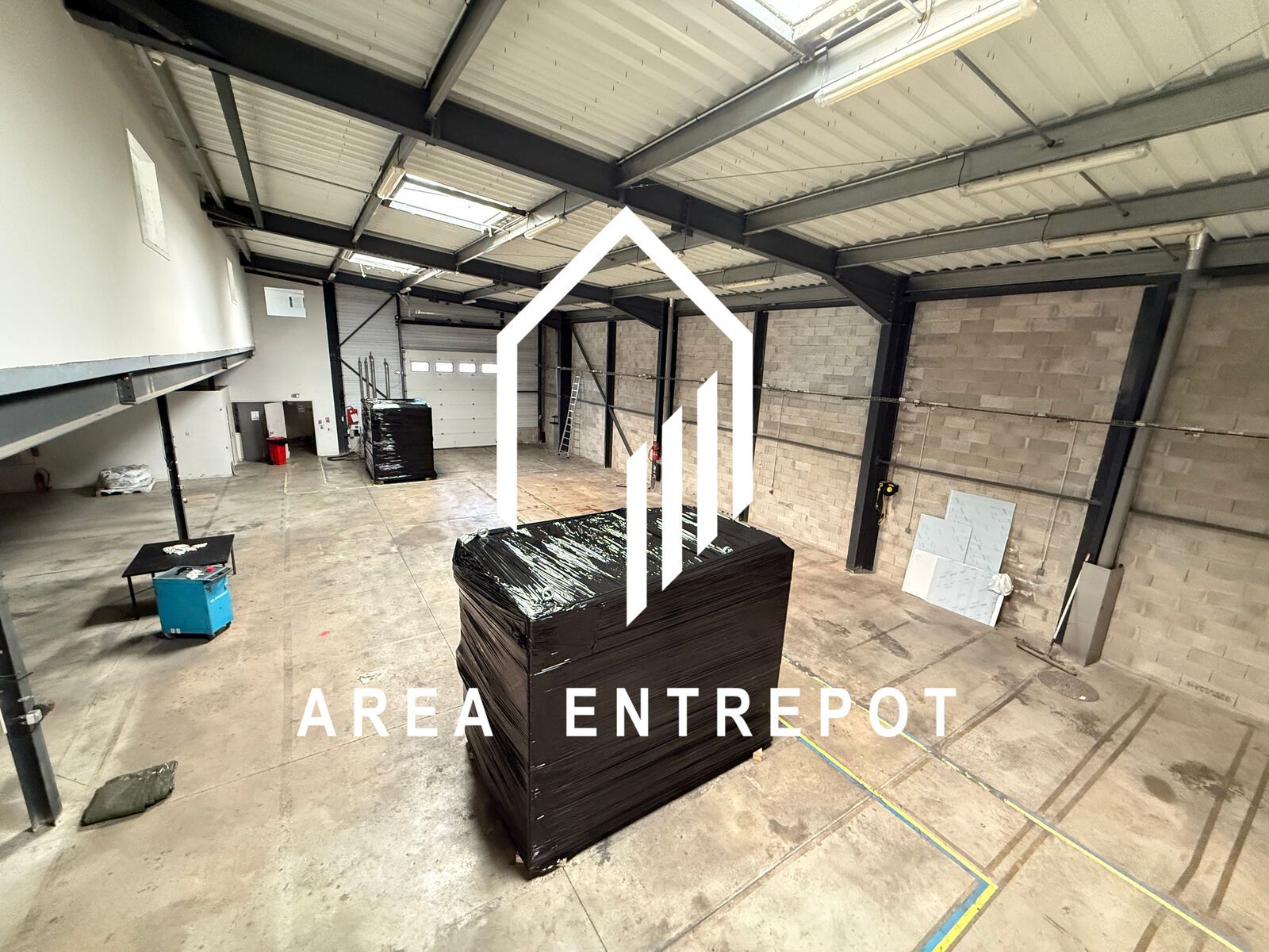 Location Local d'activité Marseille 15 13015