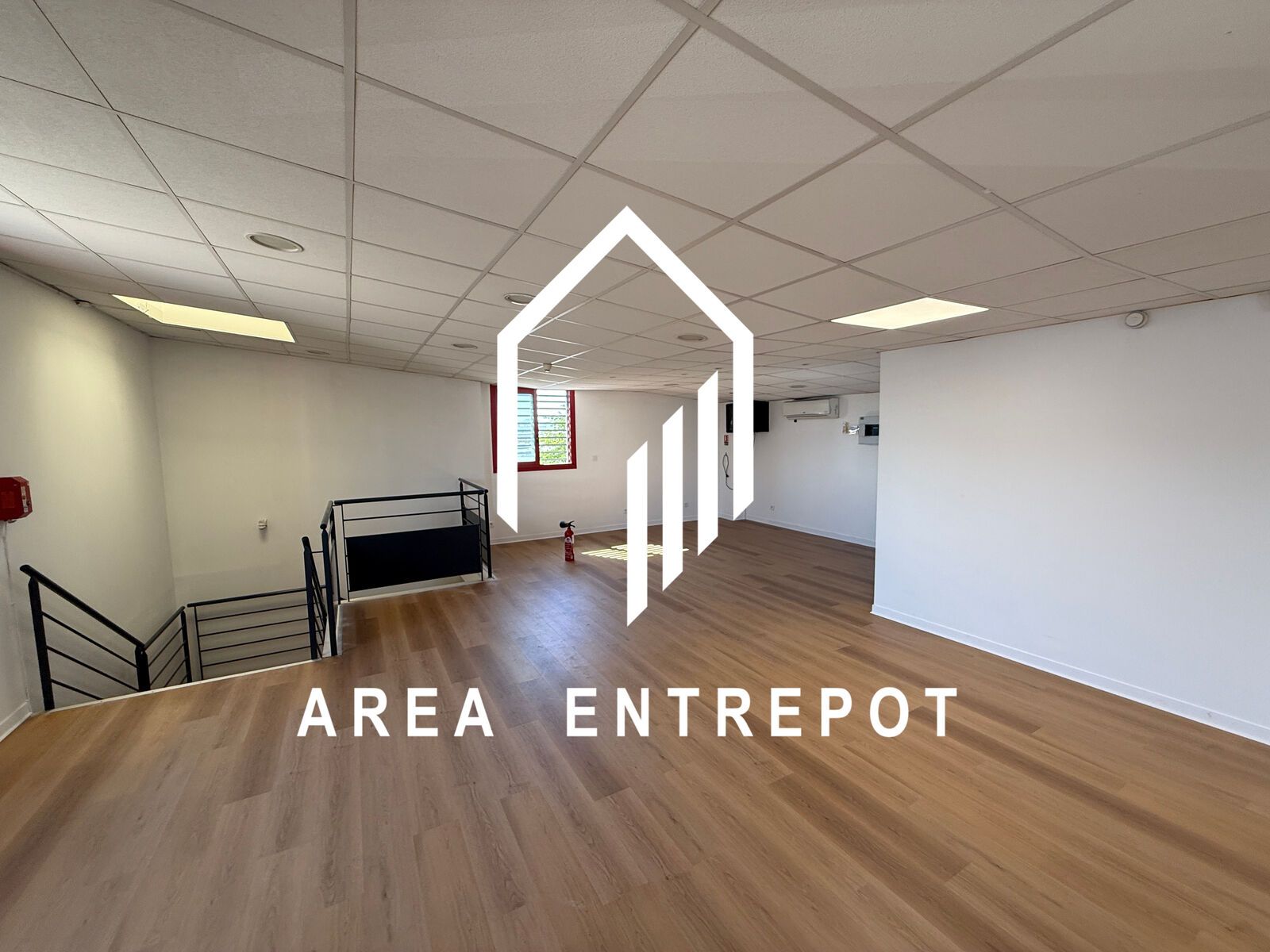 Location Local d'activité Marseille 15 13015